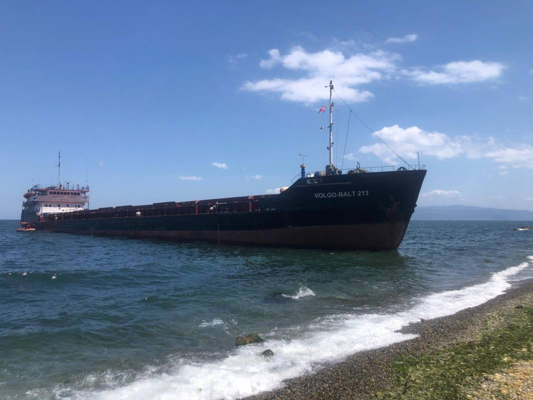 Mudanya'da karaya oturan kargo gemisi kurtarıldı - Resim: 22